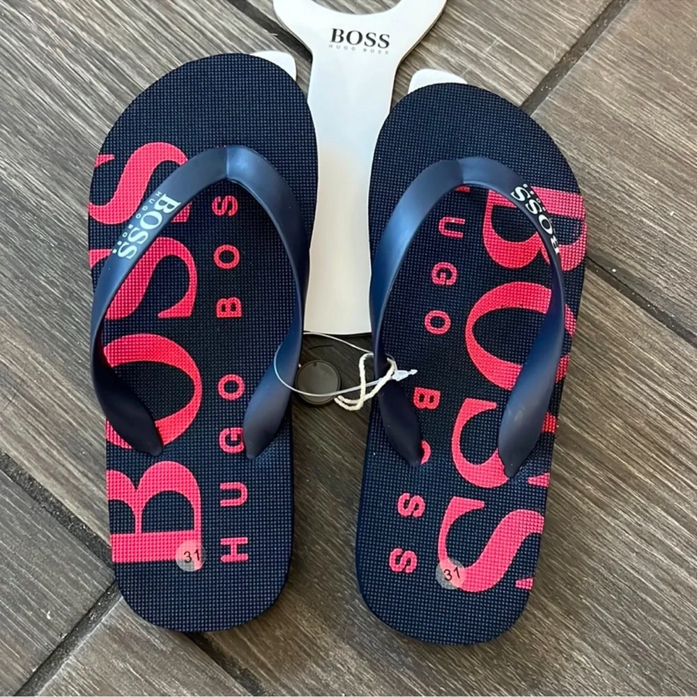 Brand new authentic Hugo Boss boys designer waterproof flip flops sandals sz 13